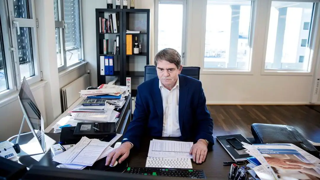 L'actionnaire principal Jan Petter Sissener est toujours dans le doute après une réunion avec la direction de Flyr : - Nous n'avons pas pris de décision 4 L'actionnaire principal Jan Petter Sissener est toujours dans le doute après une réunion avec la direction de Flyr : - Nous n'avons pas pris de décision - 3