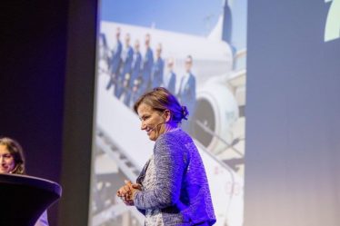Ceux-ci ont participé à l'émission de crise de Flyr - 16
