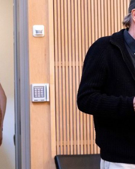 Des fugitifs de Dubaï devant un tribunal accusés de fraude fiscale - plaident non coupables de 61 des 64 chefs d'accusation - 30