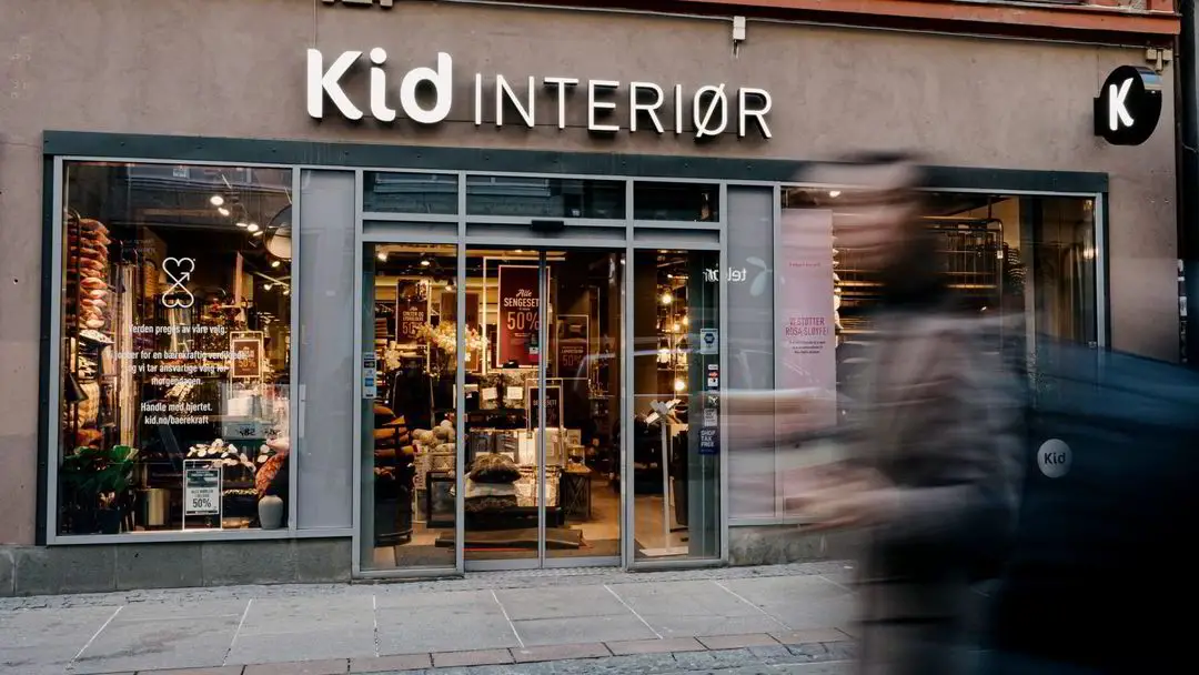Kid a réduit de plus de moitié son bénéfice avant impôt au troisième trimestre - verse un dividende d'un peu plus de 100 millions de NOK 4 Kid a réduit de plus de moitié son bénéfice avant impôt au troisième trimestre - verse un dividende d'un peu plus de 100 millions de NOK - 3