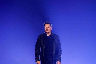 Elon Musk veut licencier la moitié des employés de Twitter - en même temps, il signale "une baisse massive des revenus" - 10