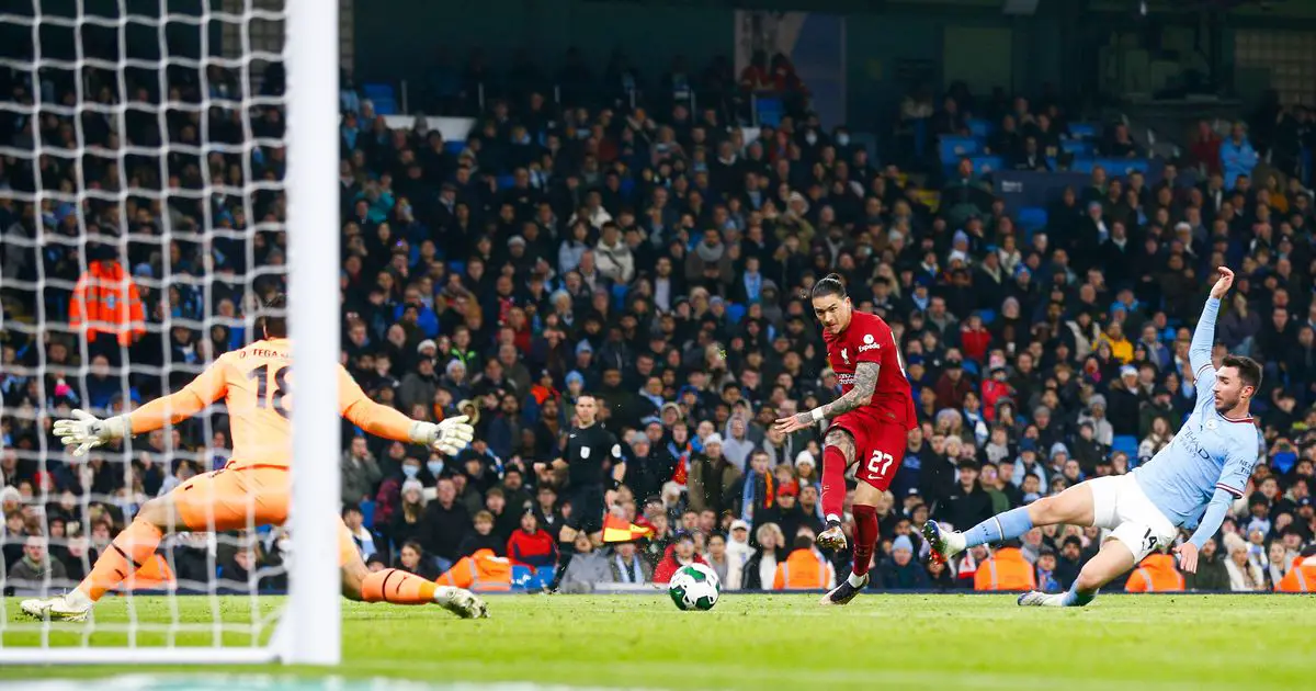 Micah Richards fait valoir Darwin Nunez après son cauchemar entre Man City et Liverpool FC - 3