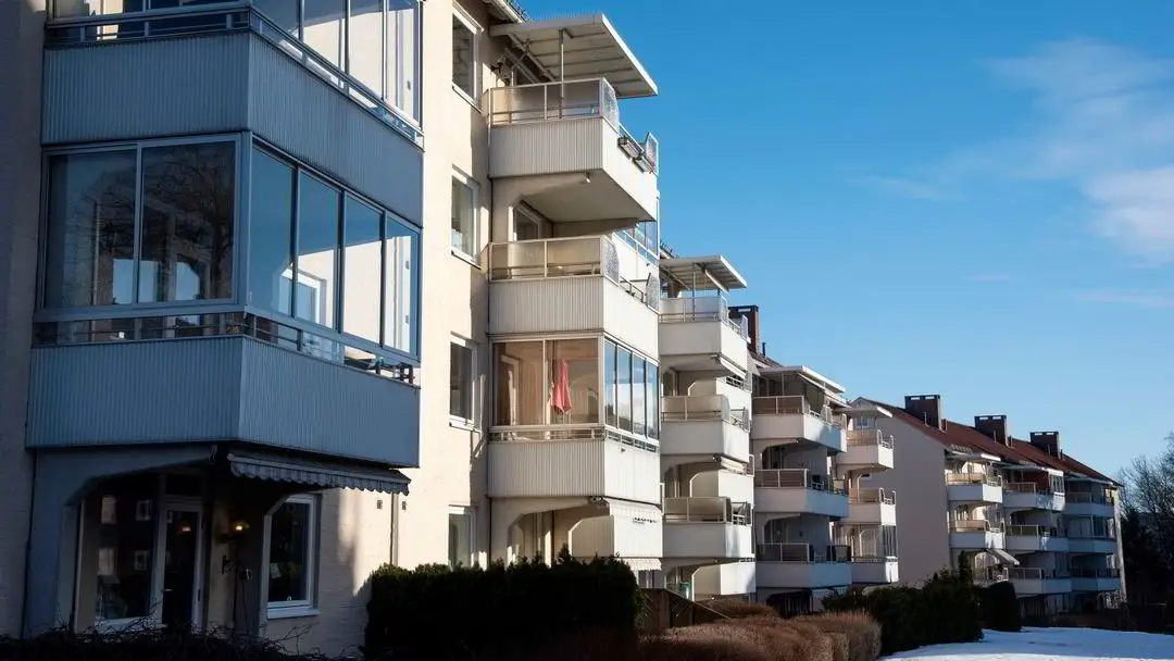 Forte baisse des prix des maisons Obos d'occasion en novembre : à Oslo, les prix ont chuté de 4,7 % - 3