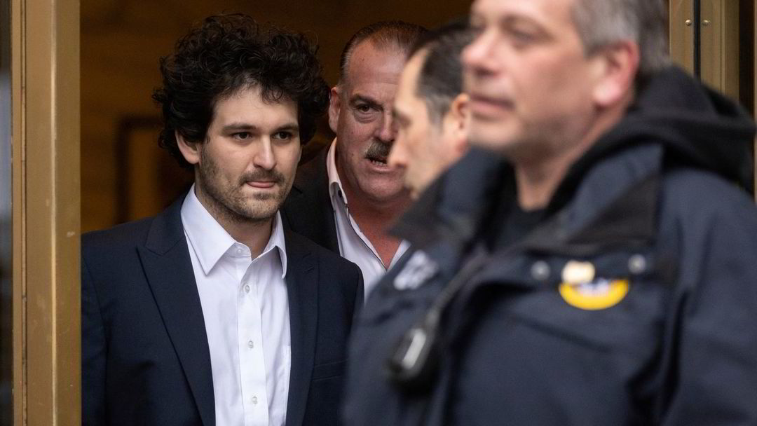 Le fondateur de FTX, Sam Bankman-Fried, libéré sous caution d'un milliard de dollars 4 Le fondateur de FTX, Sam Bankman-Fried, libéré sous caution d'un milliard de dollars - 3