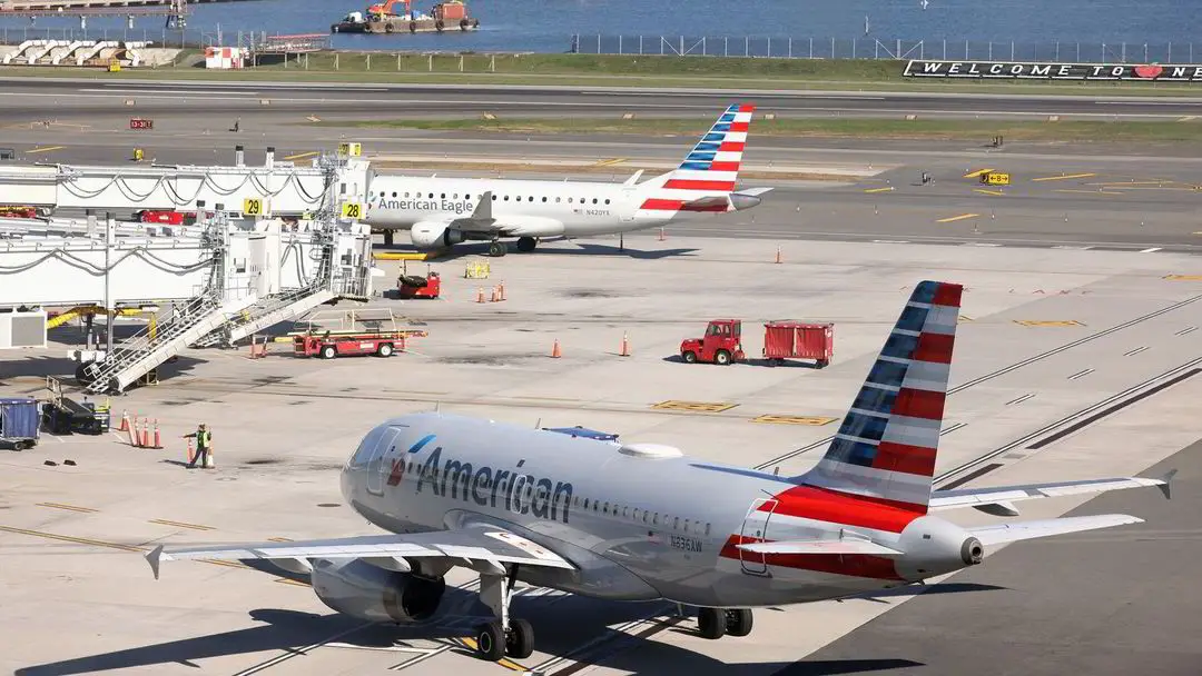 Plus de médias : Tous les avions ont été cloués au sol aux États-Unis après une erreur informatique - 3