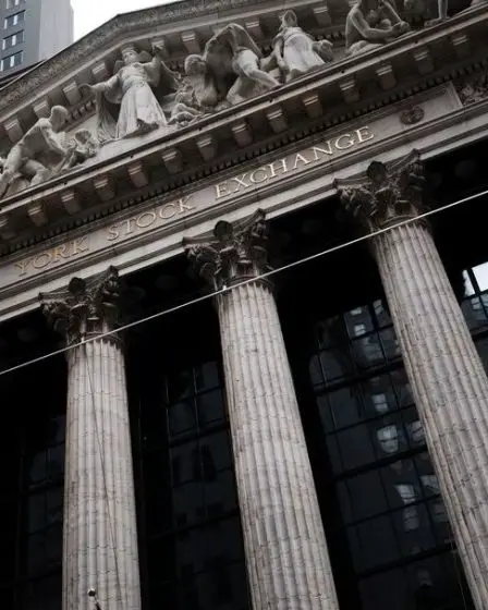 Les grandes banques tirent Wall Street vers le bas - Tesla chute de 5% après la baisse des prix - 1