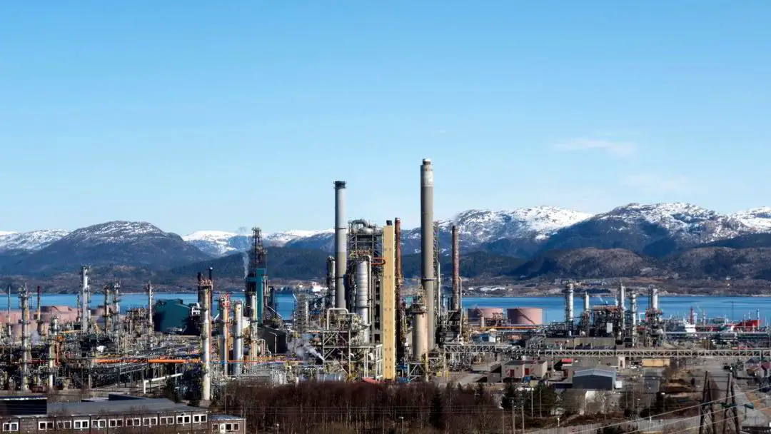 Rapport critique sur l'accident de Mongstad de la Petroleum Safety Authority : Un incendie pourrait, dans le pire des cas, entraîner des pertes de vie. - 3