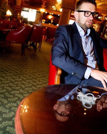 Un employé de banque inculpé à Trøndelag admet un détournement de fonds brut de millions : - Prend en compte le fait qu'une grande partie de l'argent a été perdue - 29