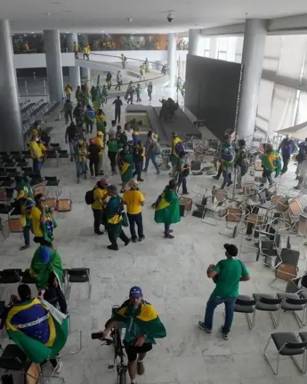 Les partisans de Bolsonaro ont pris d'assaut le Congrès, la Cour suprême et le palais présidentiel du Brésil - 10