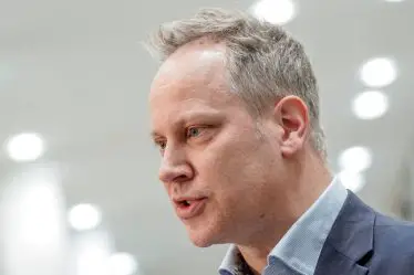 Le ministre des Transports sur les déclarations de Follobanen : - Des questions encore sans réponse - 16