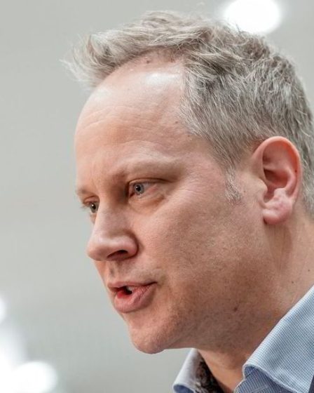 Le ministre des Transports sur les déclarations de Follobanen : - Des questions encore sans réponse - 25
