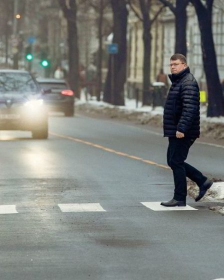 Un client de Tesla a demandé le remboursement lorsque le siège du conducteur du modèle haut de gamme s'est détaché. La compagnie de voitures électriques a répondu par un procès - 4