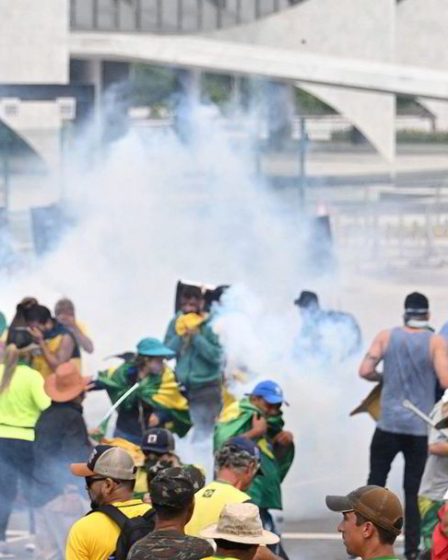Les partisans de Bolsonaro prennent d'assaut le bâtiment du Congrès à Brasilia - 21