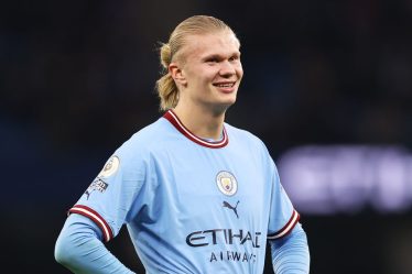 Manchester United a déclaré qu'il aurait dû battre le record de transfert de la star de Man City, Erling Haaland - 20