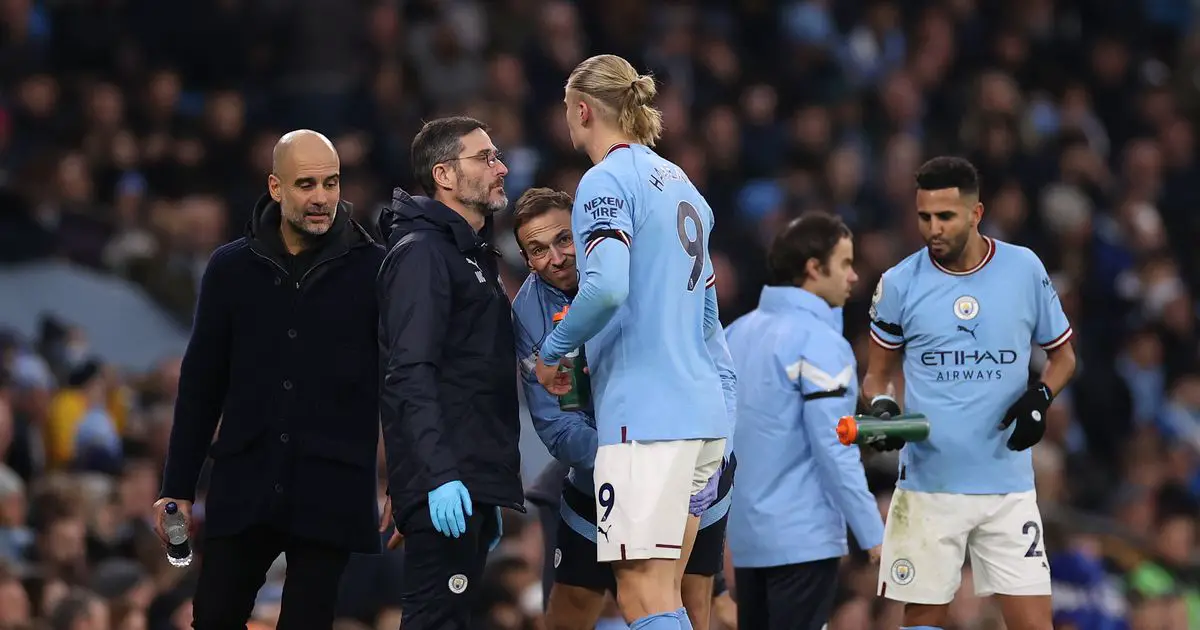 Man City craint une blessure d'Erling Haaland pour le match d'Arsenal 4 Man City craint une blessure d'Erling Haaland pour le match d'Arsenal - 3