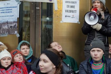 Greta Thunberg et des militants bloquent le ministère norvégien de l'énergie - POLITICO - 6
