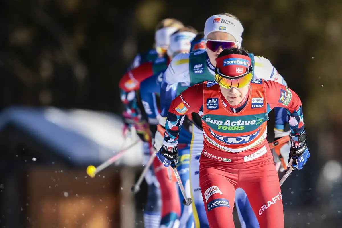 La Norvège gagne, les femmes américaines se battent pour le podium alors que l'Allemagne est disqualifiée dans le relais par équipe - FasterSkier.com - 49