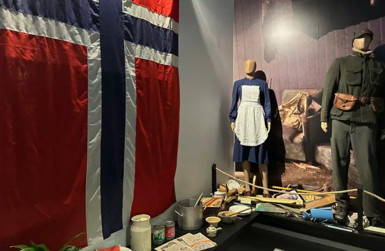 Exposition dans le musée de la guerre de Narvik.