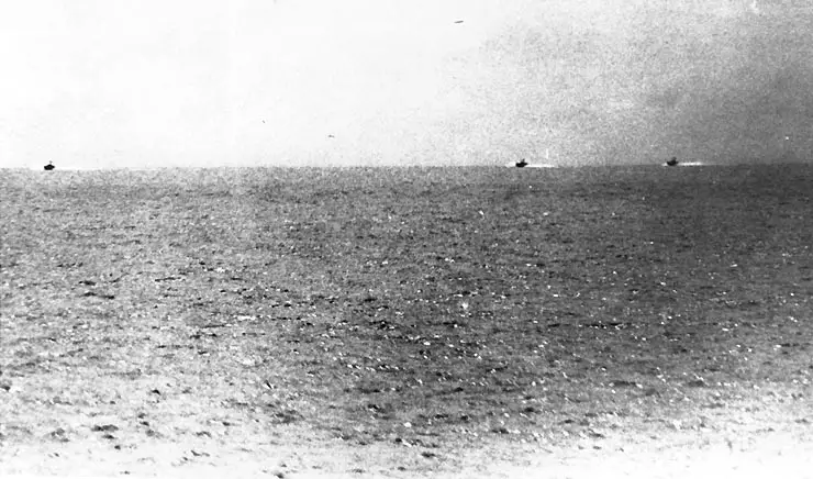 Der tonkingun boats.jpg