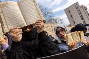 La police interdit une manifestation prévue de brûlage de Coran en Norvège | NATO News - 16