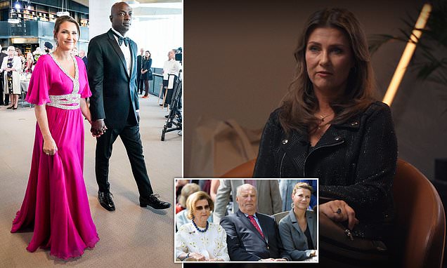 La princesse Martha déclare qu'elle a "reçu le plus de critiques en Norvège" après avoir quitté la famille royale. 4 La princesse Martha déclare qu'elle a "reçu le plus de critiques en Norvège" après avoir quitté la famille royale. - 3