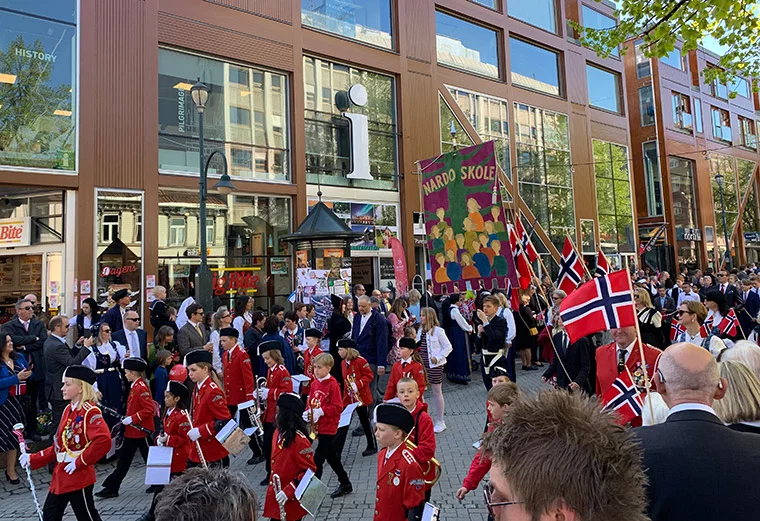 Komplett guide til frivillighet i Norge 26 Barnetoget i Trondheim 2019