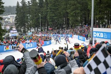 La France surprend la Norvège dans le relais masculin des Championnats du monde de biathlon - FasterSkier.com - 18