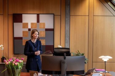 La gouverneure de la banque centrale Ida Wolden Bache répond aux critiques dans le rapport annuel : - Il était juste d'augmenter le taux d'intérêt - 8