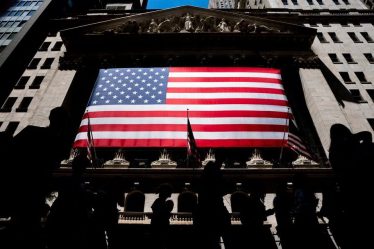 Les Bourses américaines chutent après des chiffres décevants - 18