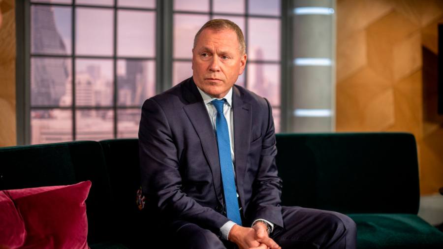 Le directeur d'un fonds norvégien met en garde à Davos contre les rendements "très, très faibles" des actions. 4 Le directeur d'un fonds norvégien met en garde à Davos contre les rendements "très, très faibles" des actions. - 3