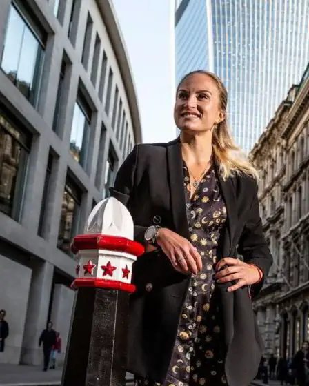 Alexandra Haudemann-Andersen obtient des actions d'une valeur de deux milliards - et est en mouvement - 21