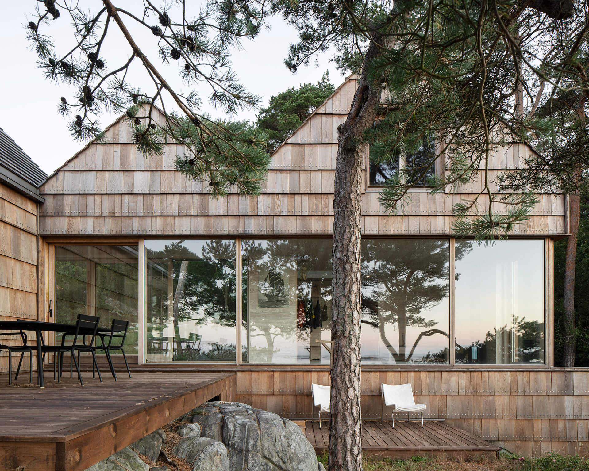 La structure en bois et le bardage de la maison | Saltviga House | Kolman Boye Architects | STIRworld