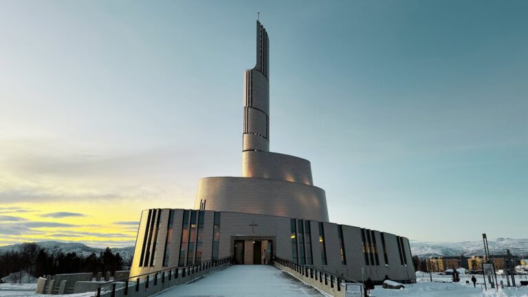 L'église d'Alta en hiver