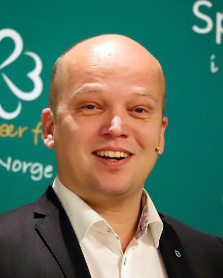 Vedum défend le plan norvégien de taxation du saumon - 10