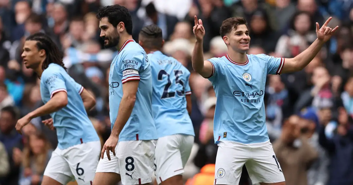 Le manager de Man City a déjà plaidé en faveur du départ de Julian Alvarez 4 Le manager de Man City a déjà plaidé en faveur du départ de Julian Alvarez - 3