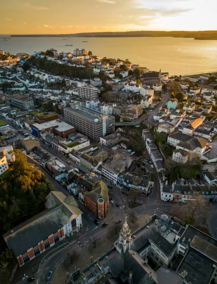 Ce que le NHS pourrait apprendre de la Norvège sur l'amélioration du financement 19 La décision de fusionner les dépenses de santé et d'aide sociale à Torbay dans les années 2000 a été citée comme un bon exemple pour le reste du Royaume-Uni (Photo : Thomas Faull / Getty Images / E+)