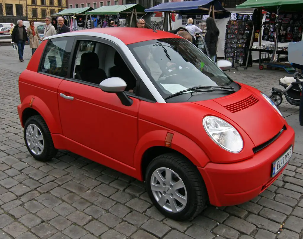 La petite citadine électrique Think City