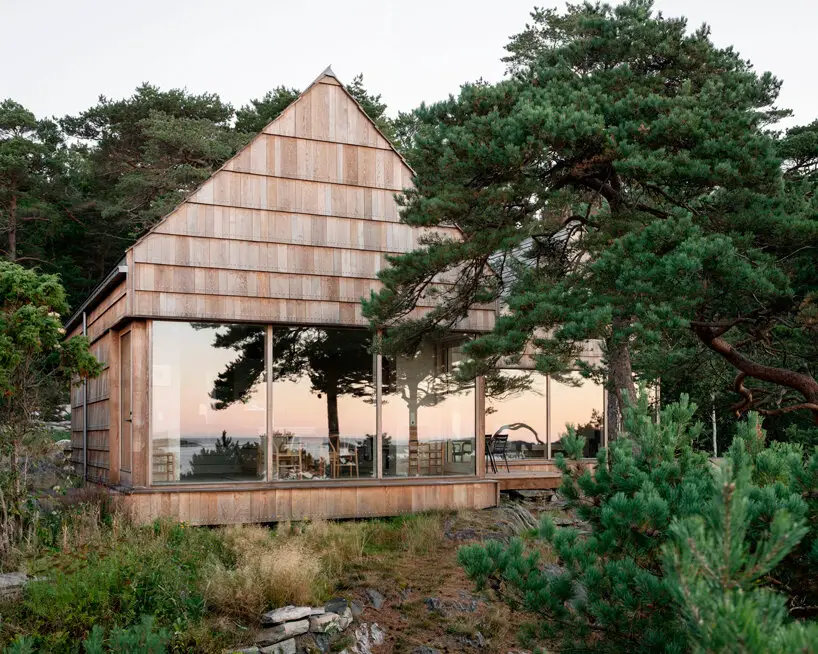 Magnifique maison nature faite de chutes de planches de chene 11 une maison faite de chutes de planches de chêne se dresse sur la côte sud de la norvège