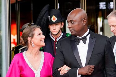 La princesse de Norvège donne des conseils pour Harry et Meghan - 16