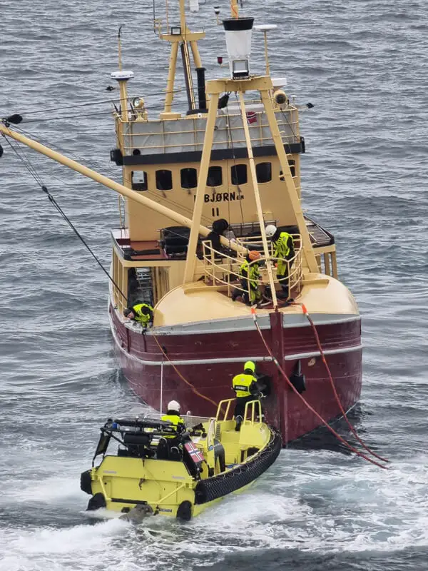 Des touristes français sont hélitreuillés, leur bateau de tourisme s'échoue en Norvège - 13