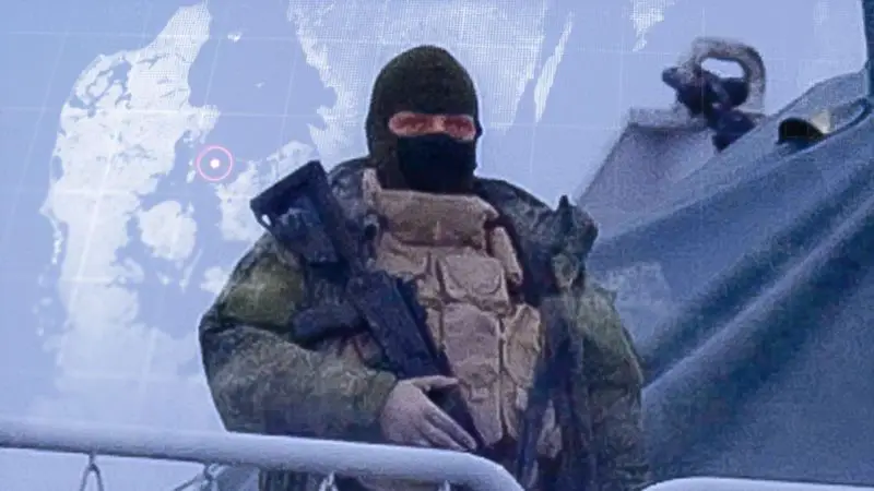 Une enquête révèle que des navires espions russes recueillent des renseignements dans les eaux nordiques - 3