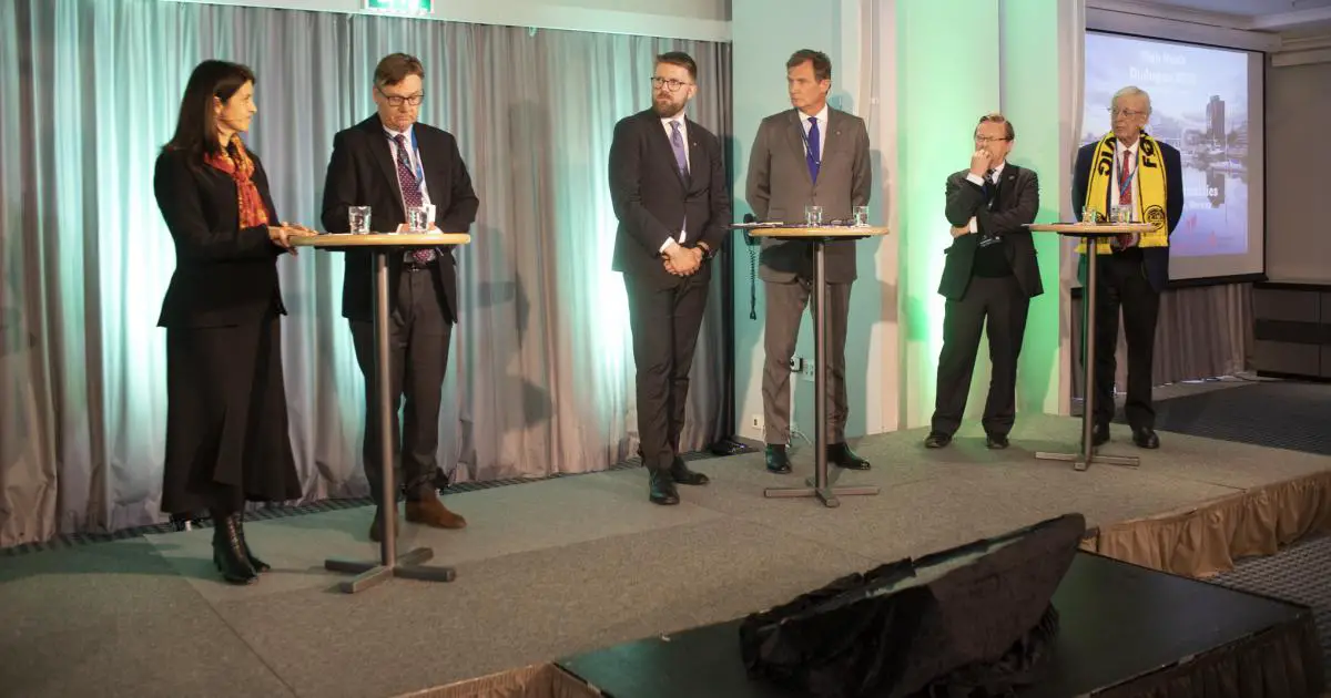 "La Russie n'a été ni expulsée ni retirée du Conseil de l'Arctique" 4 "La Russie n'a été ni expulsée ni retirée du Conseil de l'Arctique" - 3