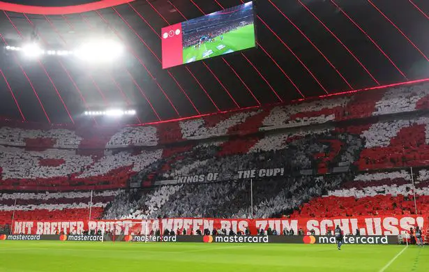 Les fans du Bayern Munich ont envoyé un message aux joueurs des équipes avant le coup d'envoi