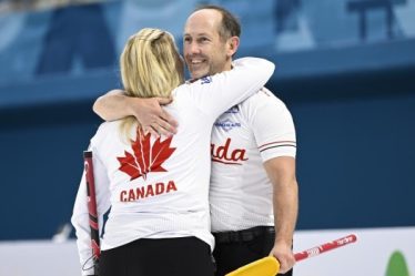 Le Canada perd contre Norvège et termine le quatrième championnat du monde de curling - 16