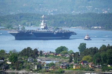 La Russie énervée par la visite en Norvège du plus grand porte-avions américain - 20