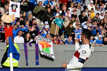 Ronaldo marque sa 200e sélection avec le Portugal en marquant le but de la victoire. - 20