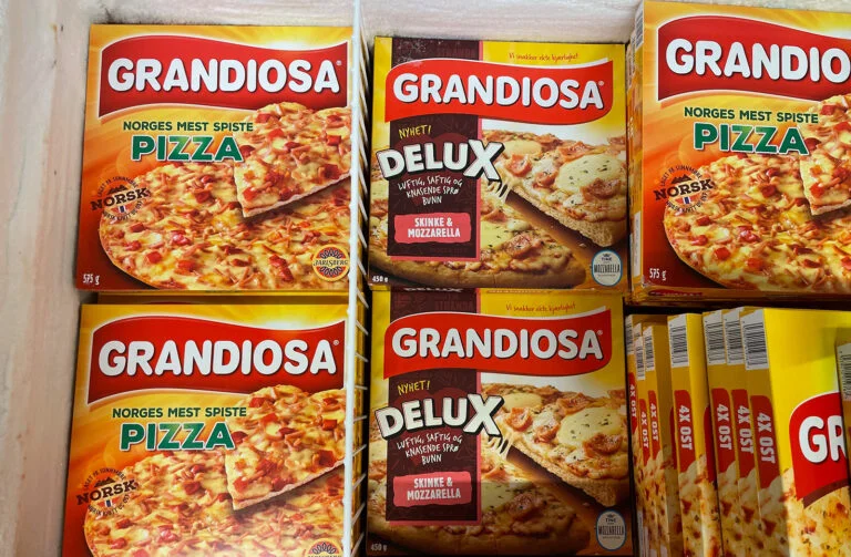 Pizza Grandiosa dans le congélateur norvégien