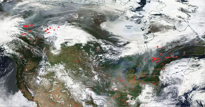 La fumée des incendies de forêt au Canada a atteint la Norvège 5 Carte satellite des incendies