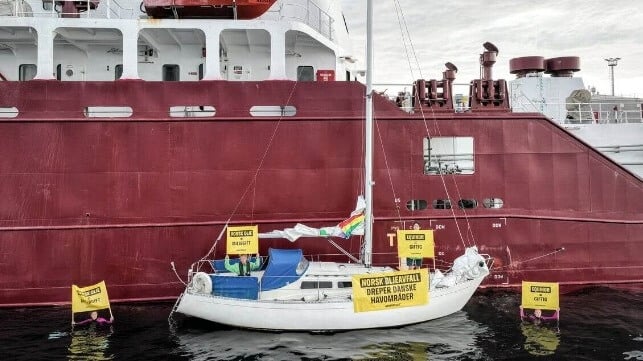 Greenpeace bloque le transport par pétrolier en provenance de Norvège 4 Greenpeace bloque le transport par pétrolier en provenance de Norvège - 3