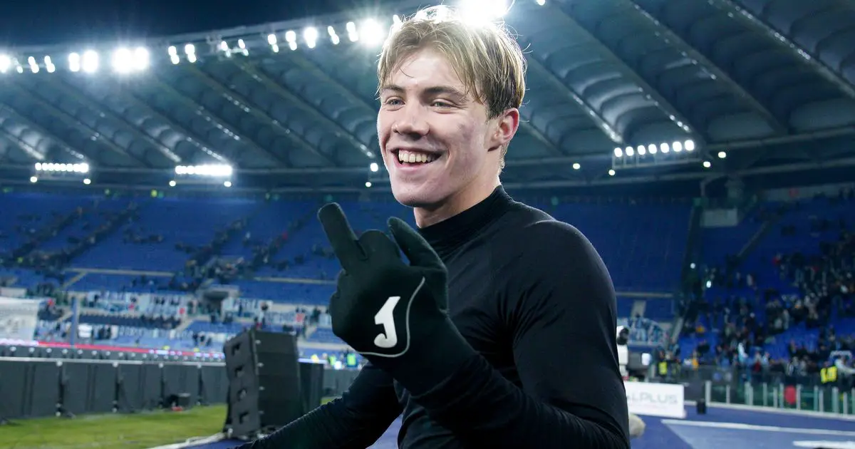 "Caractéristiques très semblables" - Rasmus Hojlund ne pourra plus ignorer les comparaisons d'Erling Haaland à Manchester United 20 "Caractéristiques très semblables" - Rasmus Hojlund ne pourra plus ignorer les comparaisons d'Erling Haaland à Manchester United - 19